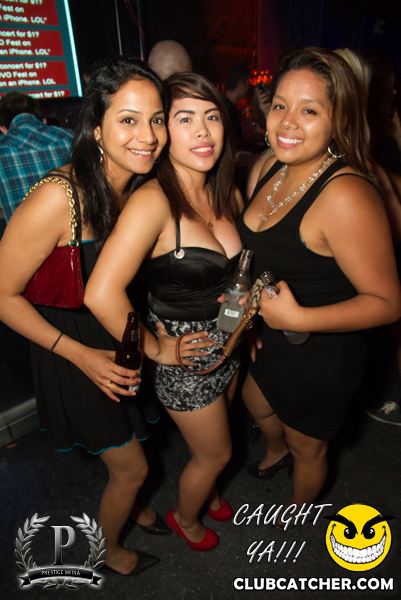 Gravity Soundbar nightclub photo 97 - May 31st, 2013