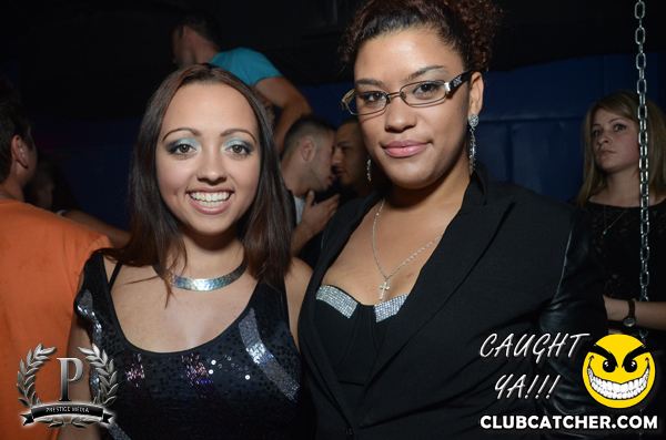 Gravity Soundbar nightclub photo 117 - June 7th, 2013