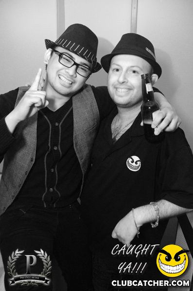 Gravity Soundbar nightclub photo 130 - June 7th, 2013