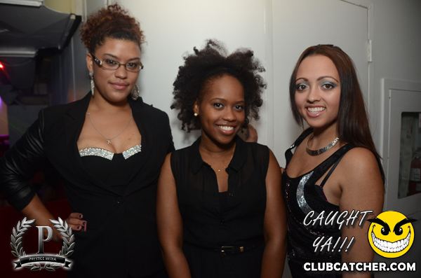 Gravity Soundbar nightclub photo 207 - June 7th, 2013