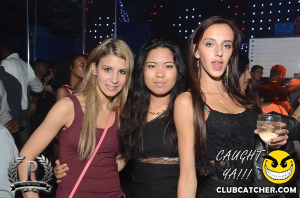 Gravity Soundbar nightclub photo 220 - June 7th, 2013