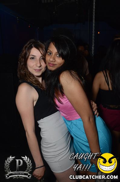 Gravity Soundbar nightclub photo 247 - June 7th, 2013