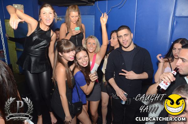 Gravity Soundbar nightclub photo 34 - June 7th, 2013