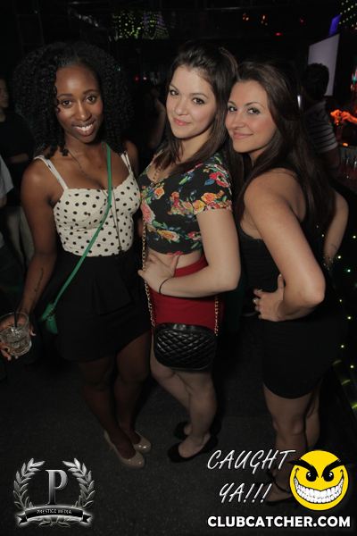 Gravity Soundbar nightclub photo 14 - June 14th, 2013