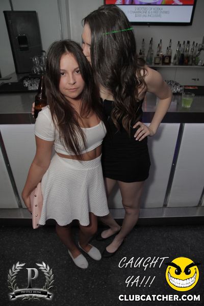 Gravity Soundbar nightclub photo 136 - June 14th, 2013