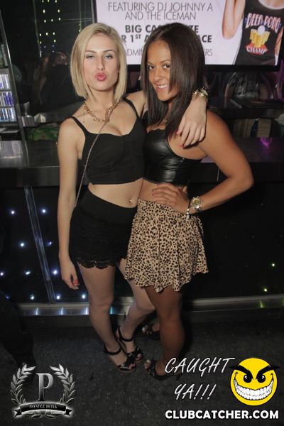 Gravity Soundbar nightclub photo 16 - June 14th, 2013