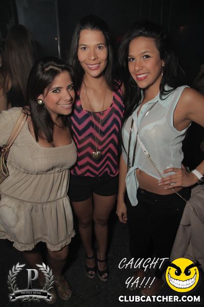 Gravity Soundbar nightclub photo 18 - June 14th, 2013