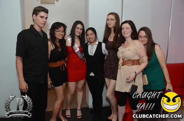 Gravity Soundbar nightclub photo 116 - June 21st, 2013