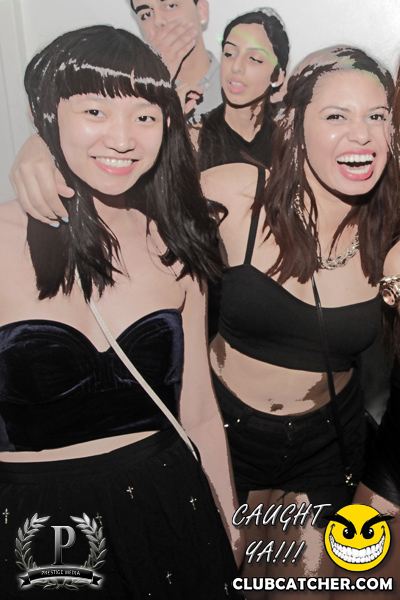 Gravity Soundbar nightclub photo 133 - June 21st, 2013