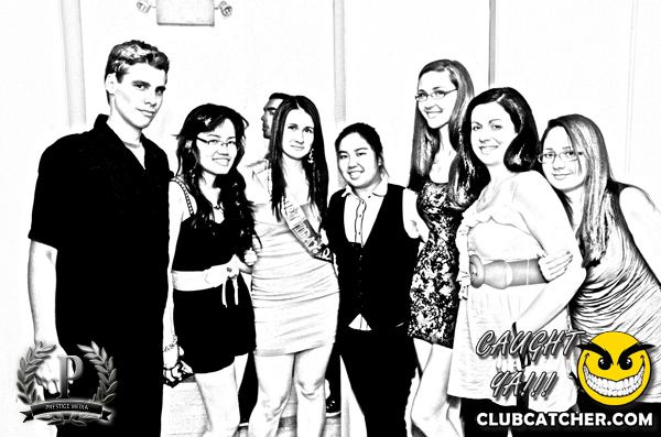 Gravity Soundbar nightclub photo 37 - June 21st, 2013