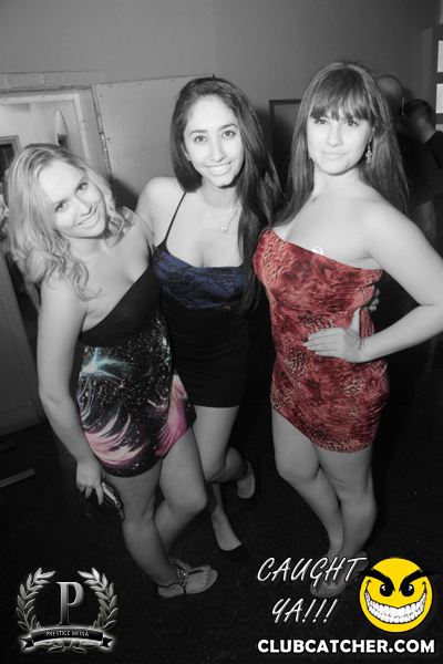 Gravity Soundbar nightclub photo 6 - June 21st, 2013