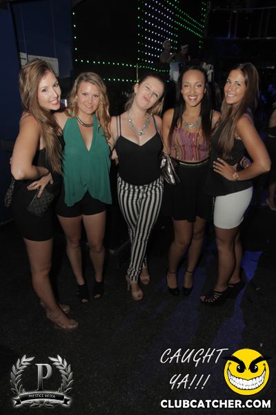 Gravity Soundbar nightclub photo 51 - June 21st, 2013