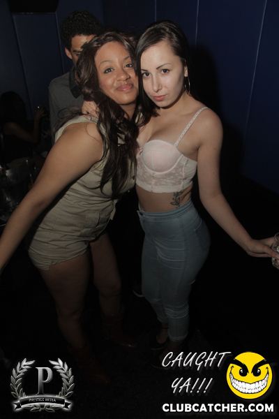 Gravity Soundbar nightclub photo 83 - June 21st, 2013