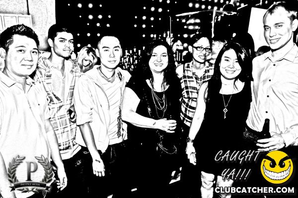 Gravity Soundbar nightclub photo 124 - June 28th, 2013