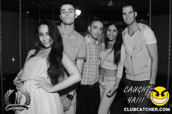 Gravity Soundbar nightclub photo 144 - June 28th, 2013