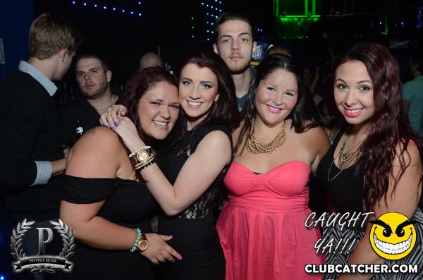 Gravity Soundbar nightclub photo 150 - June 28th, 2013