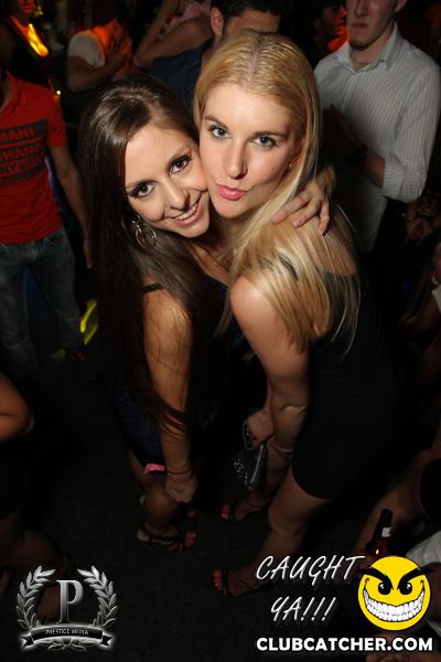 Gravity Soundbar nightclub photo 16 - June 28th, 2013