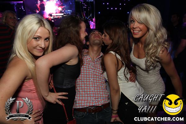 Gravity Soundbar nightclub photo 31 - June 28th, 2013