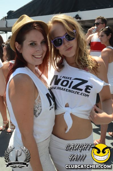 Boat Cruise party venue photo 401 - July 14th, 2013