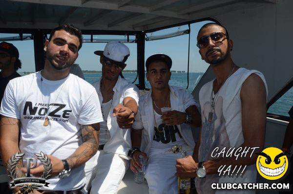 Boat Cruise party venue photo 403 - July 14th, 2013