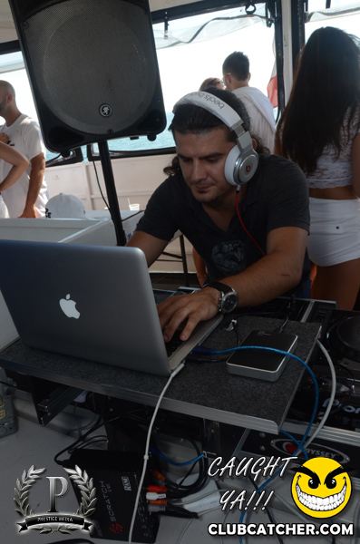 Boat Cruise party venue photo 530 - July 14th, 2013