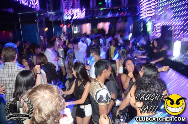Gravity Soundbar nightclub photo 41 - August 16th, 2013