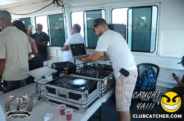 Boat Cruise party venue photo 526 - August 18th, 2013