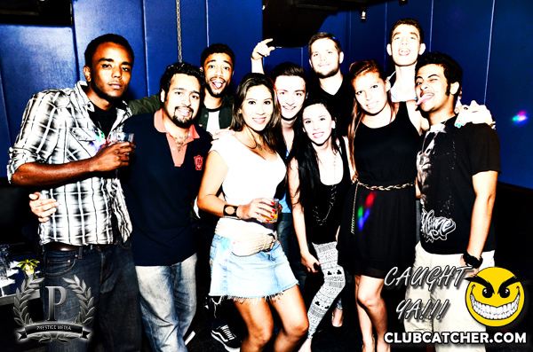 Gravity Soundbar nightclub photo 237 - August 30th, 2013