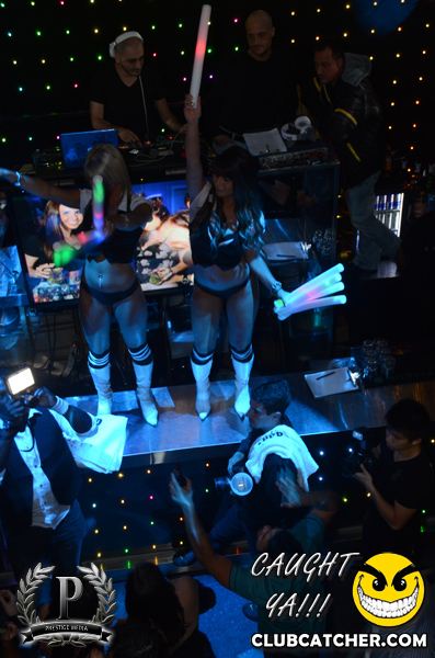 Gravity Soundbar nightclub photo 235 - September 13th, 2013