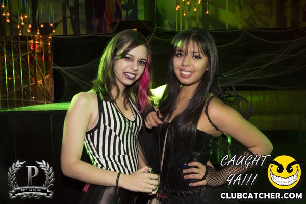 Cube nightclub photo 170 - October 31st, 2013