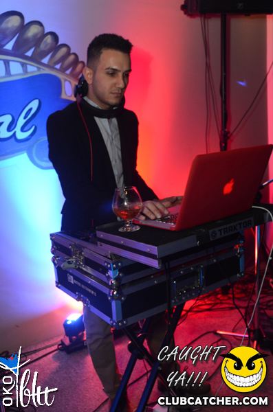 Oko Blu lounge photo 104 - November 8th, 2013