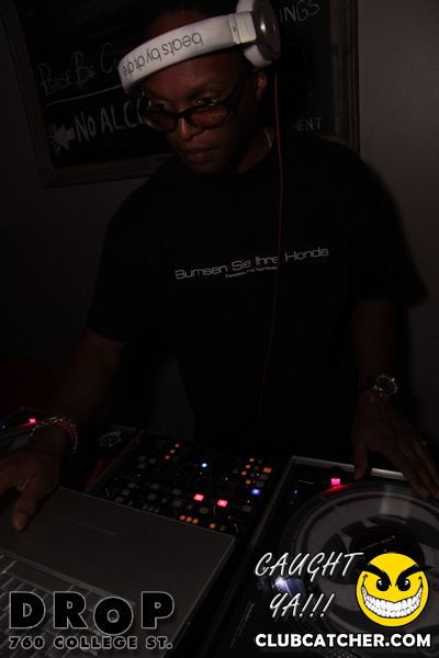 Drop nightclub photo 16 - November 9th, 2013