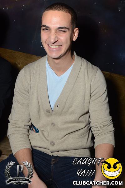 Cove 31 lounge photo 27 - November 16th, 2013