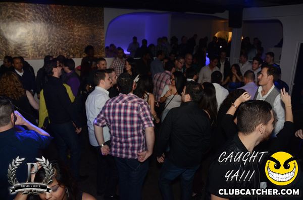 Cove 31 lounge photo 28 - November 16th, 2013