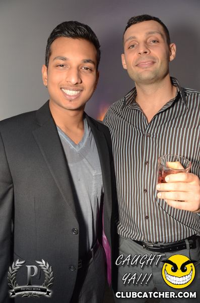 Cove 31 lounge photo 42 - November 16th, 2013