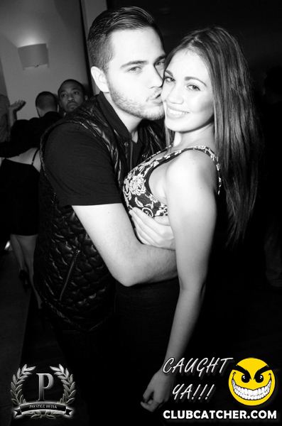 Cove 31 lounge photo 60 - November 16th, 2013