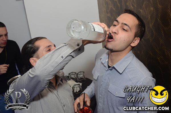 Cove 31 lounge photo 63 - November 16th, 2013