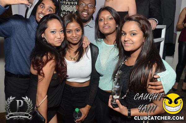 Cove 31 lounge photo 66 - November 16th, 2013