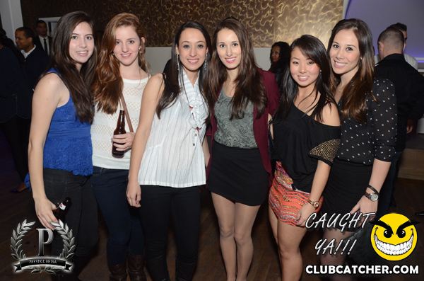 Cove 31 lounge photo 77 - November 16th, 2013