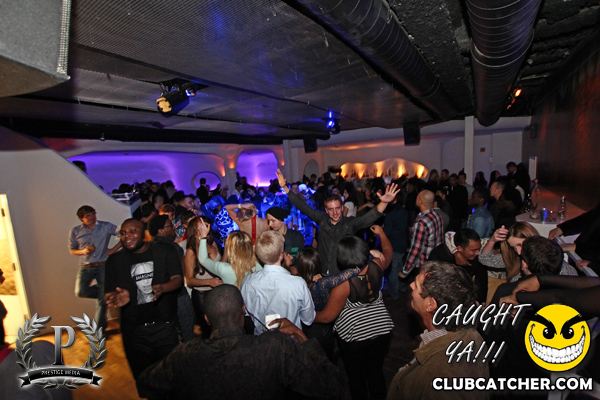 Cove 31 lounge photo 1 - November 23rd, 2013