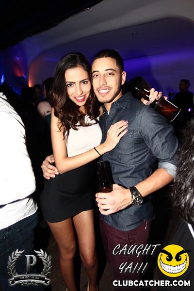 Cove 31 lounge photo 69 - November 23rd, 2013