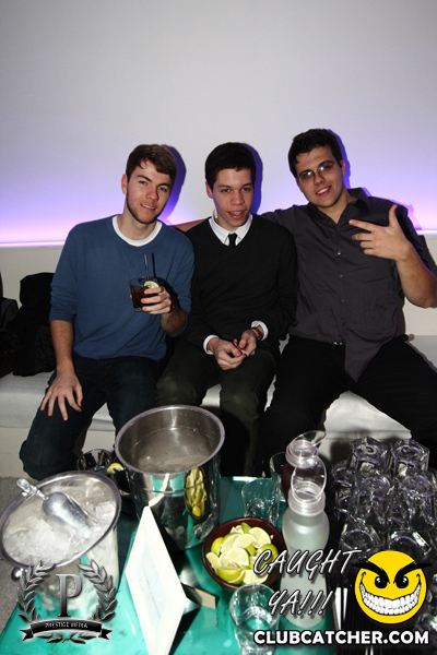 Cove 31 lounge photo 93 - November 23rd, 2013