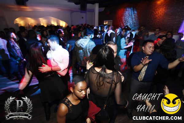 Cove 31 lounge photo 1 - November 30th, 2013