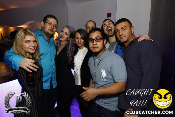 Cove 31 lounge photo 19 - November 30th, 2013