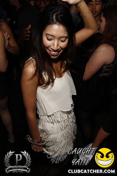 Cove 31 lounge photo 57 - November 30th, 2013