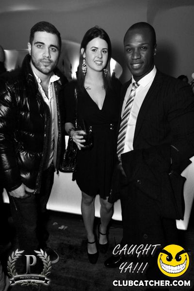 Cove 31 lounge photo 87 - November 30th, 2013