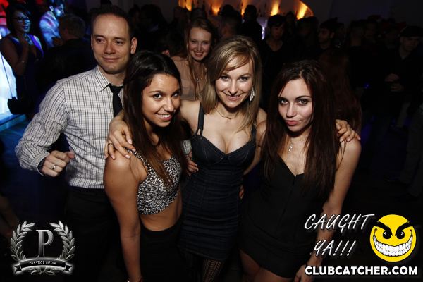 Cove 31 lounge photo 95 - November 30th, 2013