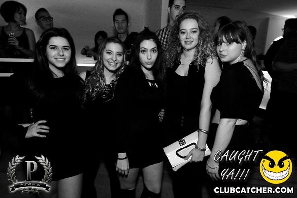 Cove 31 lounge photo 100 - November 30th, 2013