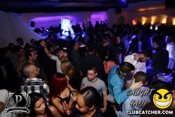 Cove 31 lounge photo 1 - December 7th, 2013