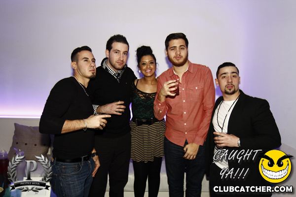 Cove 31 lounge photo 145 - December 7th, 2013